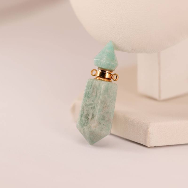 Natural crystal double pointed hexagonal pillar spiritual pendant aromatherapy bottle essential oil bottle
