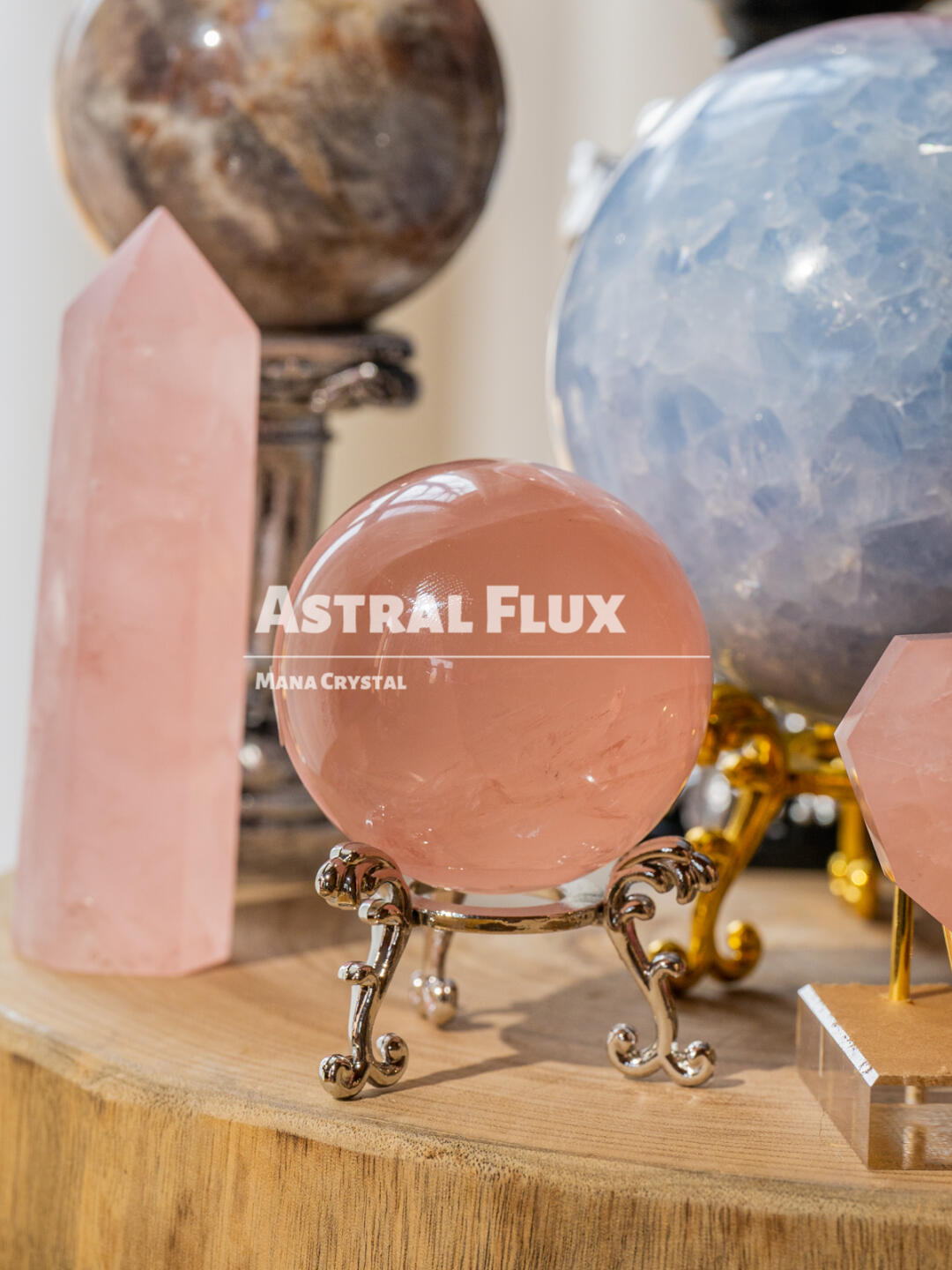 【Cosmic Dual-Frequency Resonance · Wealth Energy Matrix】
Customized Crystal Pyramid Array – Unlock Your Galactic Fortune Code