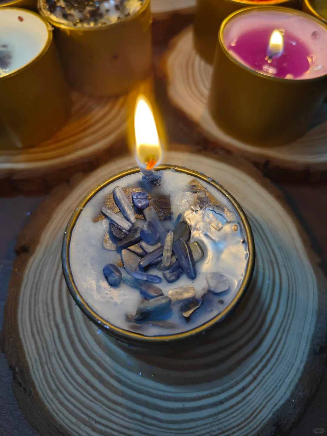 Daily healing essential oil candle
